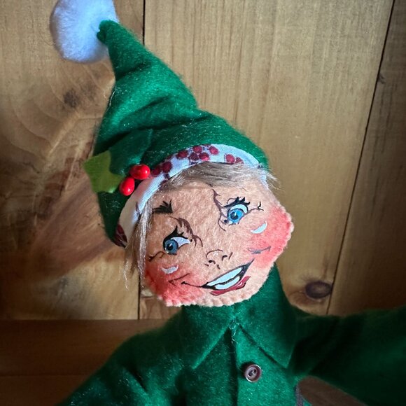 Collectible Annalee Green 2017 Posable Mischievous Elf 17 inches - Picture 9 of 13